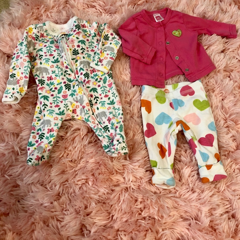 Carter’s newborn outfits